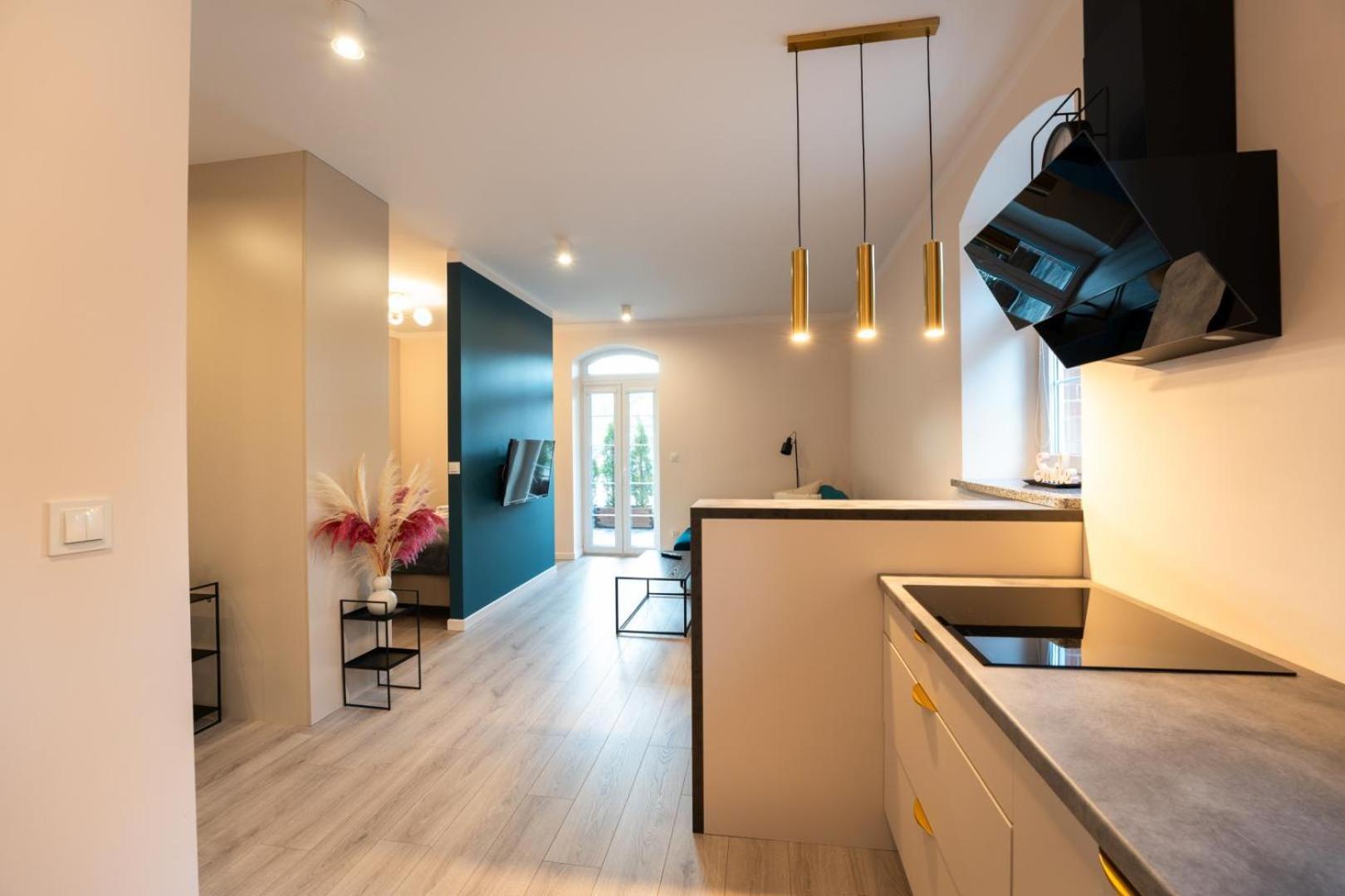 Apartament Smile - Z Prywatnym Monitorowanym Parkingiem By Spaceapart เยเลเนียกูรา ภายนอก รูปภาพ