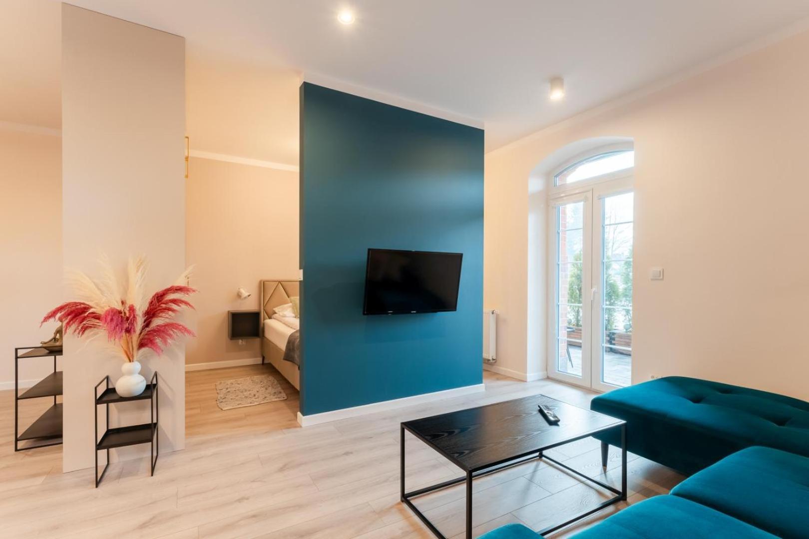 Apartament Smile - Z Prywatnym Monitorowanym Parkingiem By Spaceapart เยเลเนียกูรา ภายนอก รูปภาพ