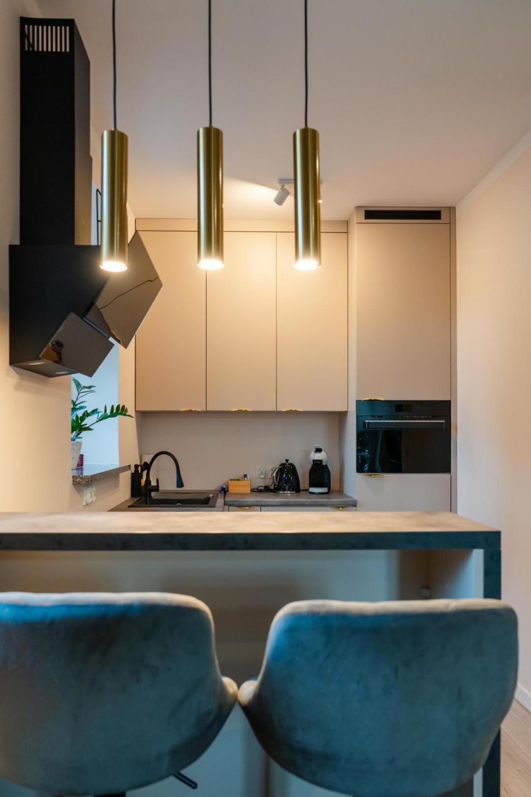 Apartament Smile - Z Prywatnym Monitorowanym Parkingiem By Spaceapart เยเลเนียกูรา ภายนอก รูปภาพ